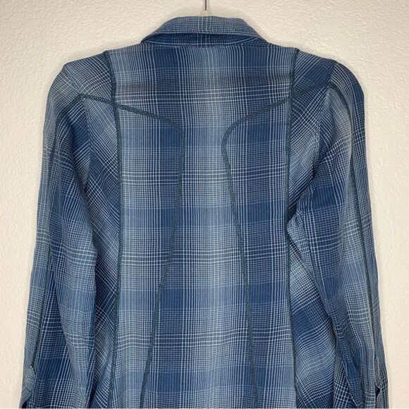 Columbia Women’s Plaid Flannel Button Down Shirt - Picture 7 of 12